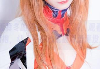 神乐坂真冬的猫女才艺大比拼：观看她的旗袍，让人不小心就被可爱淹没！