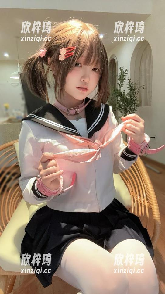 神沢永莉的体操服照，真的让我觉得资源的需求和满足总是那么微妙。