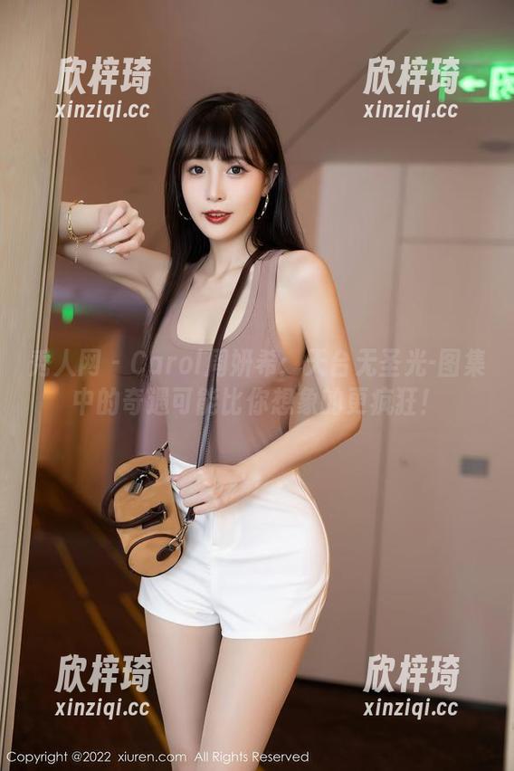 秀人网 - Carol周妍希：天台无圣光-图集中的奇遇可能比你想象的更疯狂！