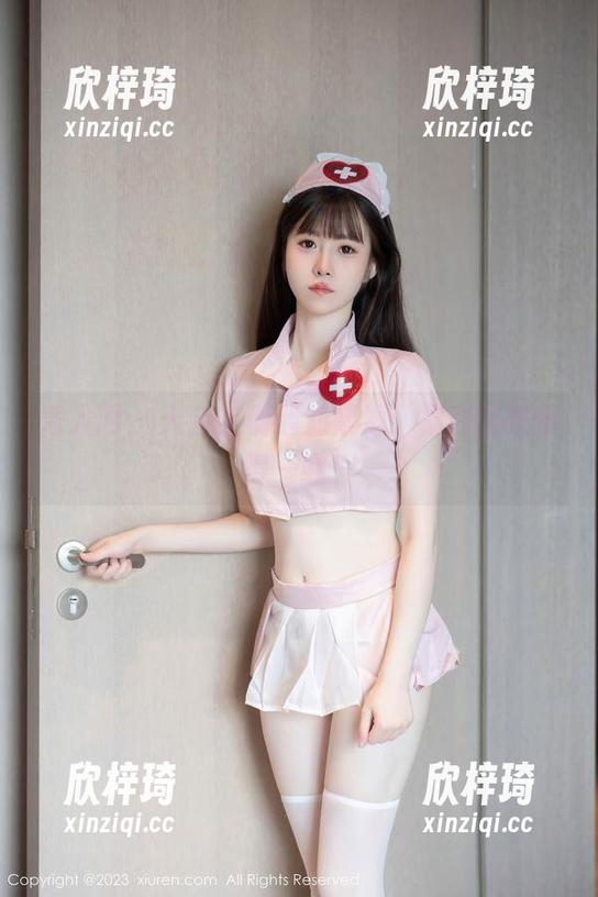 秀人网 - 天台上偶遇刘婷婷，福利图集值得一瞧！