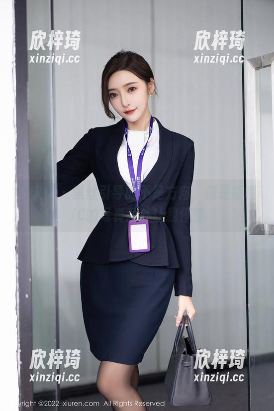秀人网-娇喘JC 秀人网 - 黑丝引导的不是方向,倒是娇喘JC的写真意外让我停留