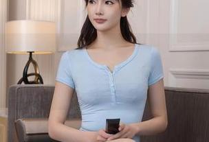 秀人网 - 虽然是秘书，但娜露selena的私房写真也是别有一番韵味