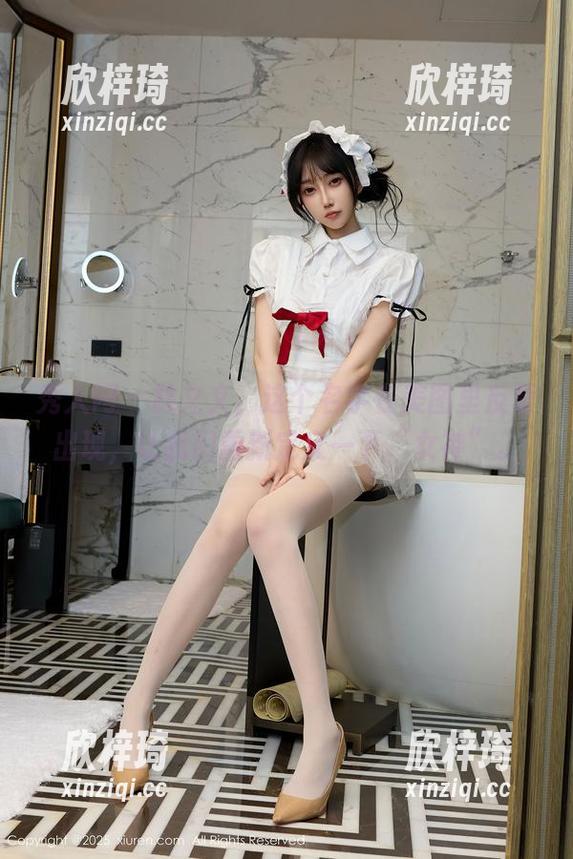 秀人网 - 林文文，这个名字在美图里反复出现，让我们重新定义一下“女神”。