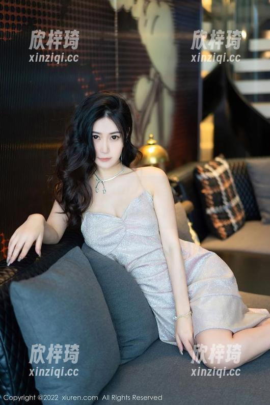 秀人网 - 董媛媛Janel万圣节，原图带你穿越，资源让你惊呼！