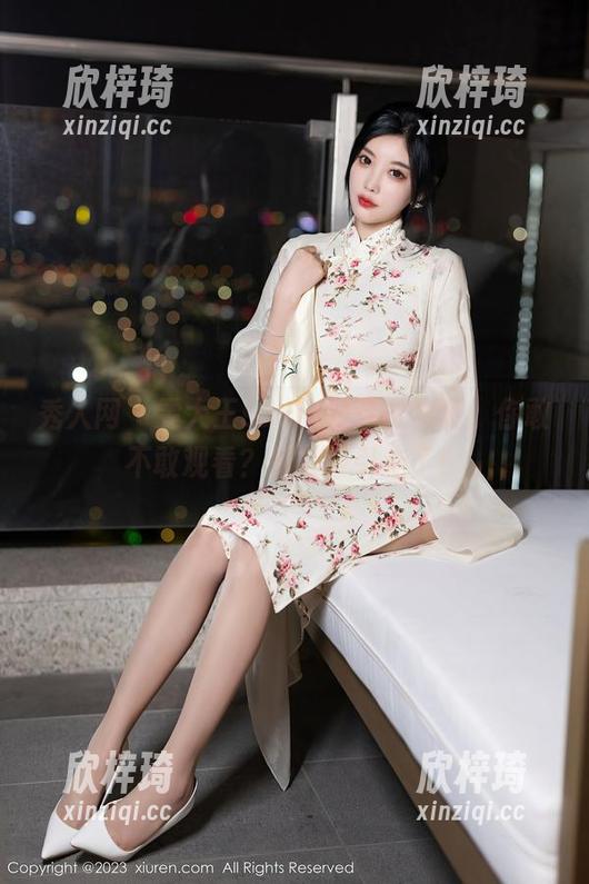 秀人网 - 雯大王susie的圣诞写真，你敢不敢观看？别被吸引走了！