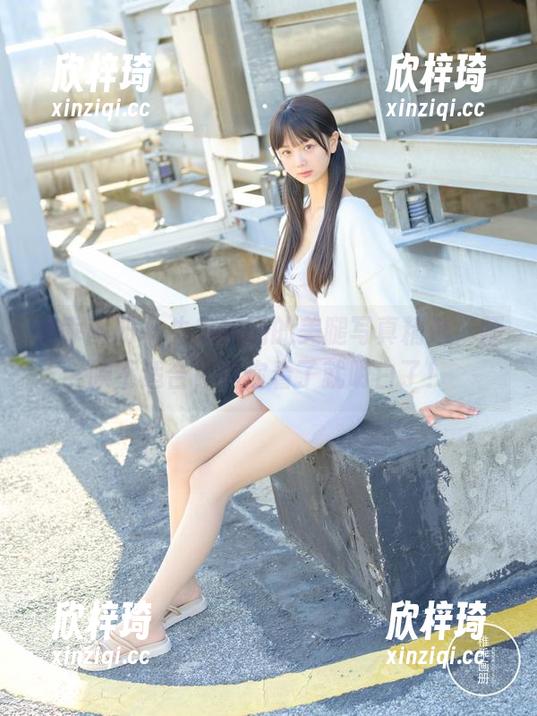 稚乖画册 - 生煎团团的美腿写真精选，腼腆不适合，但你看了就明白了！