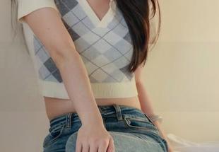绮梦摄影 - 让双脚自由飞翔，子涵的美脚写真，免费曝露优雅！