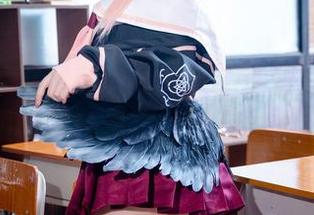 和服中的花铃Hana：我猜你也想知道这衣服的配色是怎么优雅得来吧？