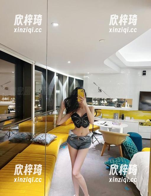 微密圈 - 葛征女仆的照片：家里来个这样的助手，会怎样？
