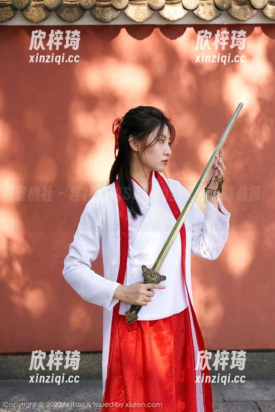 蜜桃社 - 红裙小姐Suki的全套…下载必须要小心翼翼！