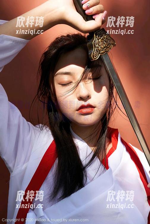 蜜桃社 - 月音瞳遇到旅拍，全套作品，卖萌程度破表！