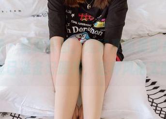 袜啵啵 - 最新原图，瑶瑶真的是变成御姐了，我已准备好膜拜，这种风格太酷了！