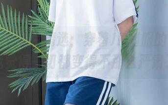 袜啵啵 - 照片精选：穿着JK制服的稚予，让我觉得一切都变得不那么严肃了！