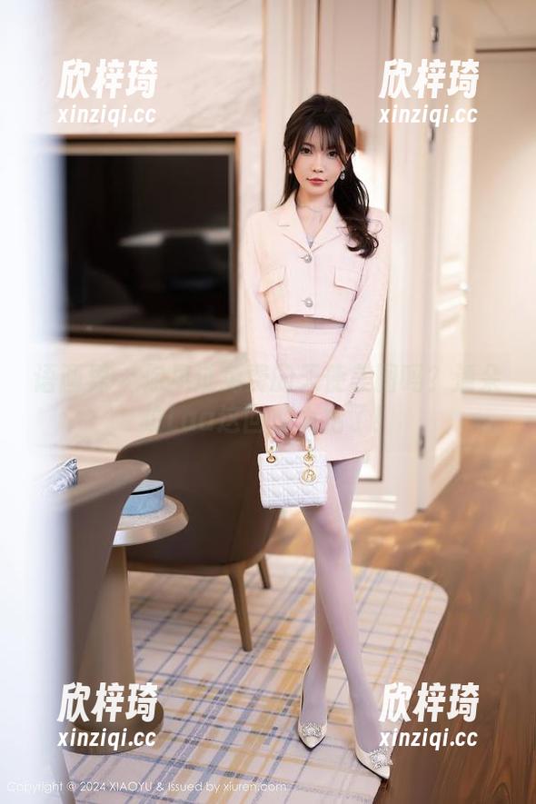 语画界 - 你见过免费的天使美图吗？潘朵拉Laa这回放大招了！