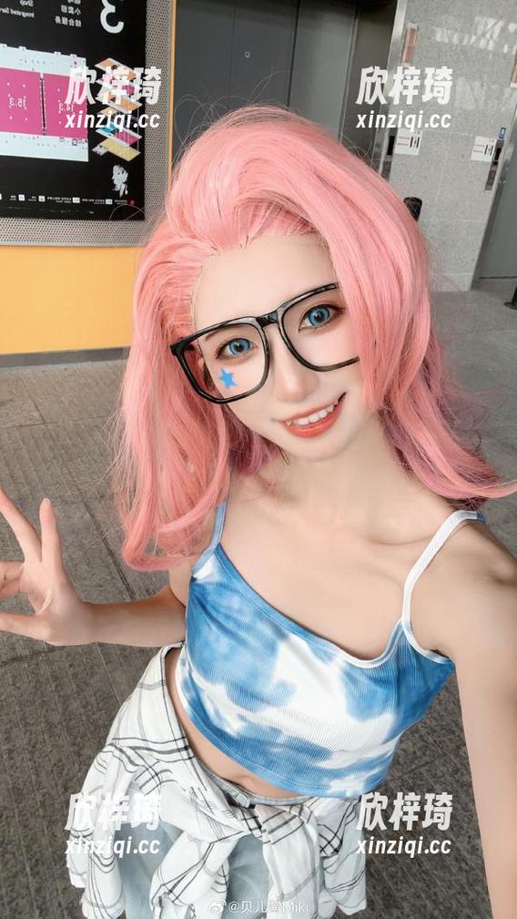 贝儿酱Miki的清纯写真，难道真的有人能做到不动心？