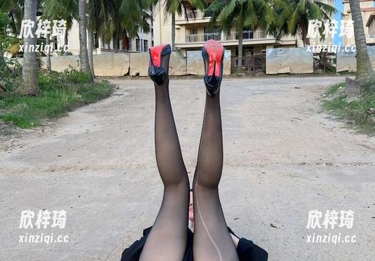 微密圈 - 聚焦迷人的五姨太的黑白乐章：最新作品集真的有一种说不出的韵味