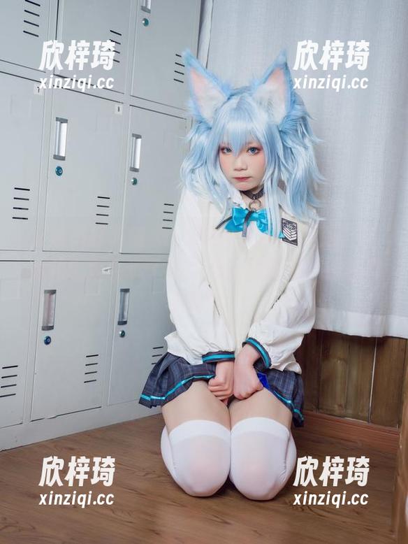 又被铁打萌萌_moi的全套图包征服，粉兔儿也太会玩了吧，心里想的是，钱包君不要急！