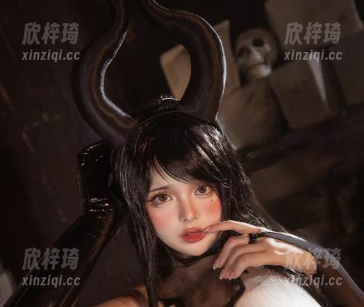 下载阿寨寨的豹纹，顺便研究一下“野性美”是什么。