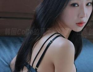 最新照片里，韩国CoCo的夏天透露了“热”的不一般。。。